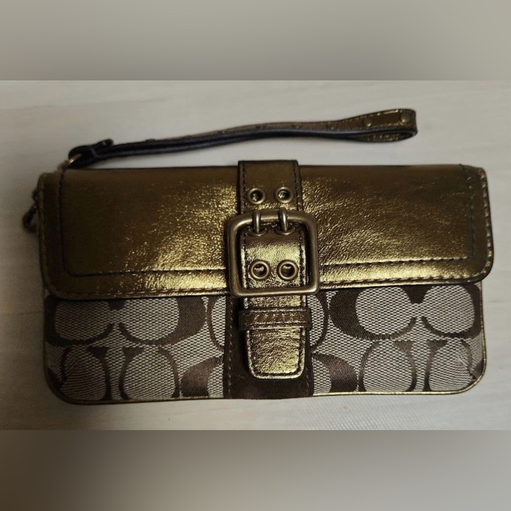 Coach Y2K Special Edition Fall 2004 Leather Signature Wristlet NWOT